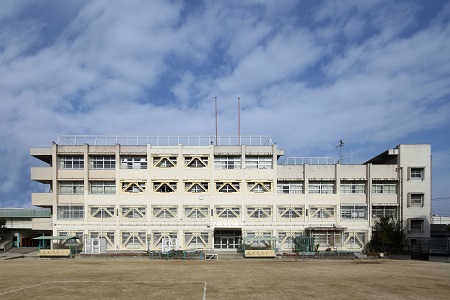 楠根東小　改修後