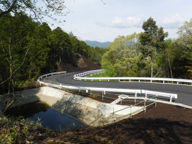 工事用道路・完成①